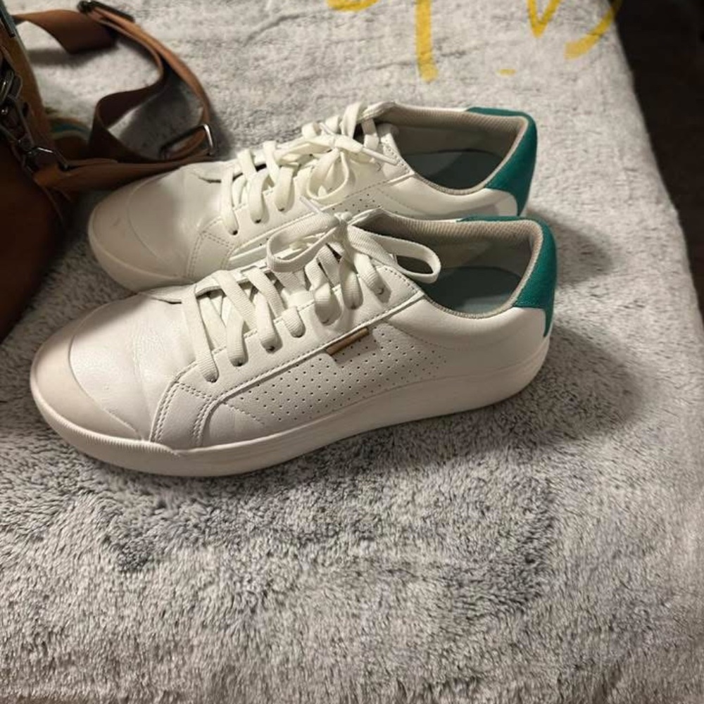 Dr. Scholls Sneakers